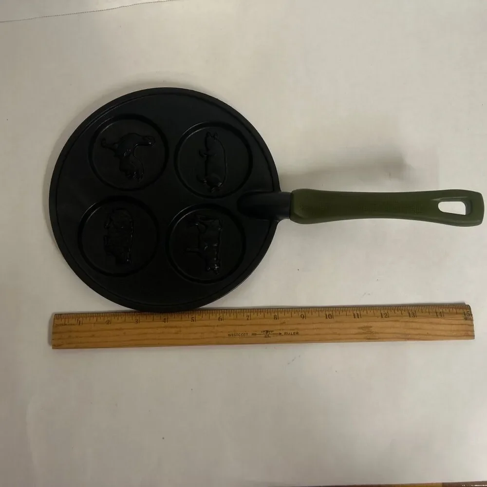 Nordic Ware Farm Animal Pancake Pan. Vintage. Green Handle